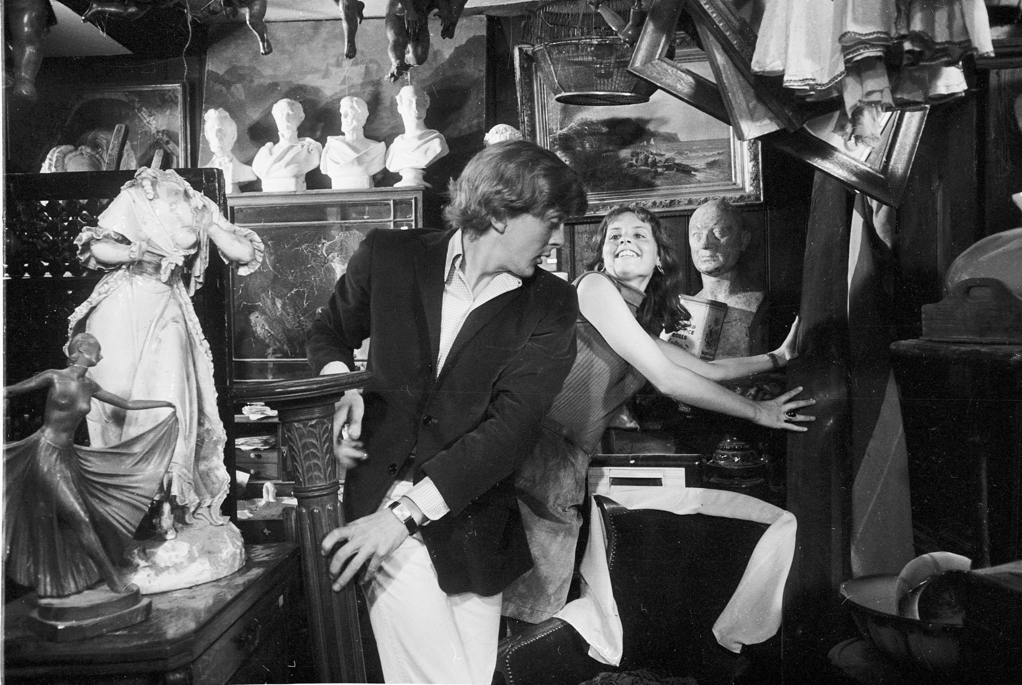 Blow-Up, David Hemmings, Susan Brodrick, production still, 1966