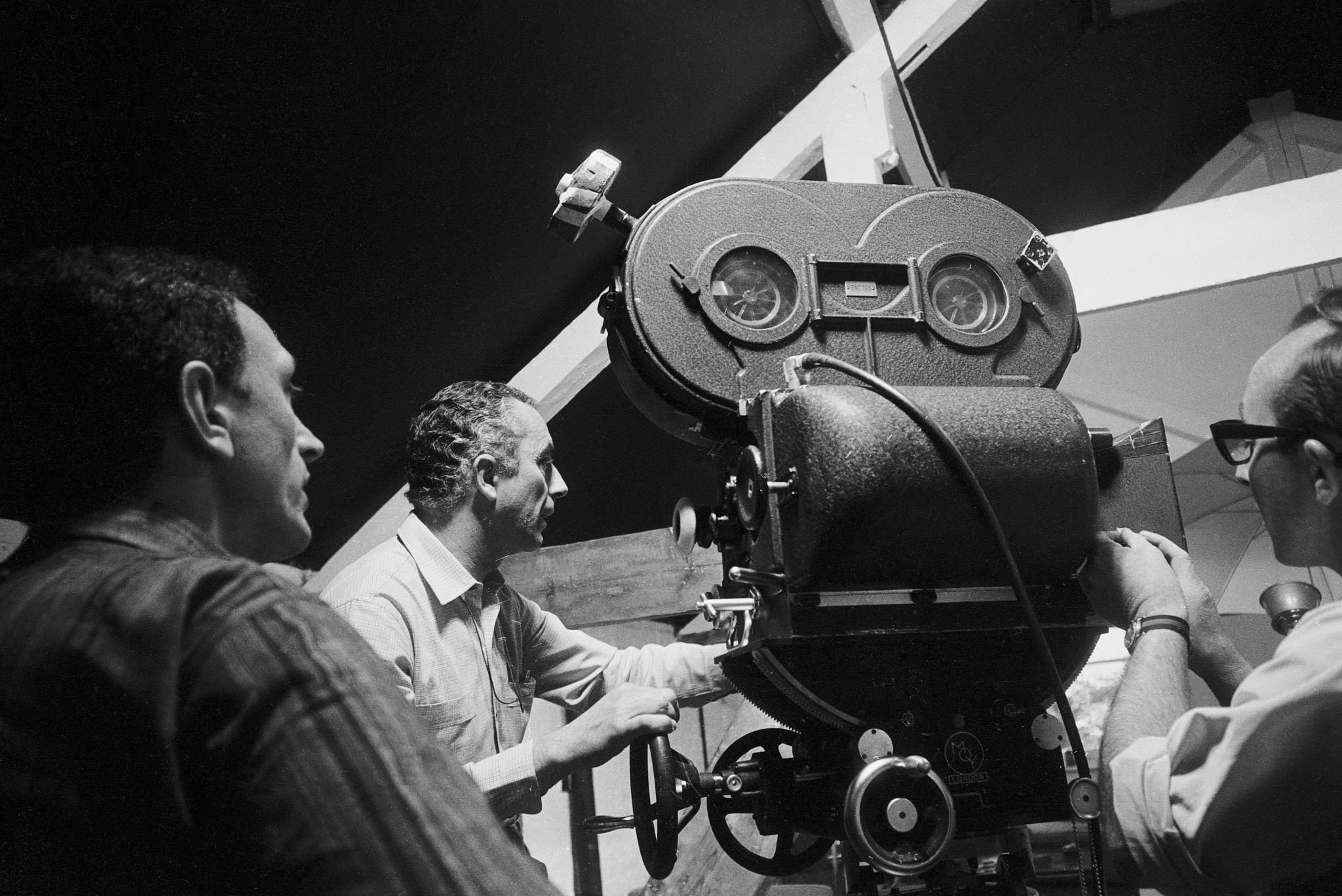 Blow-Up, Carlo Di Palma, Michelangelo Antonioni, production still, 1966